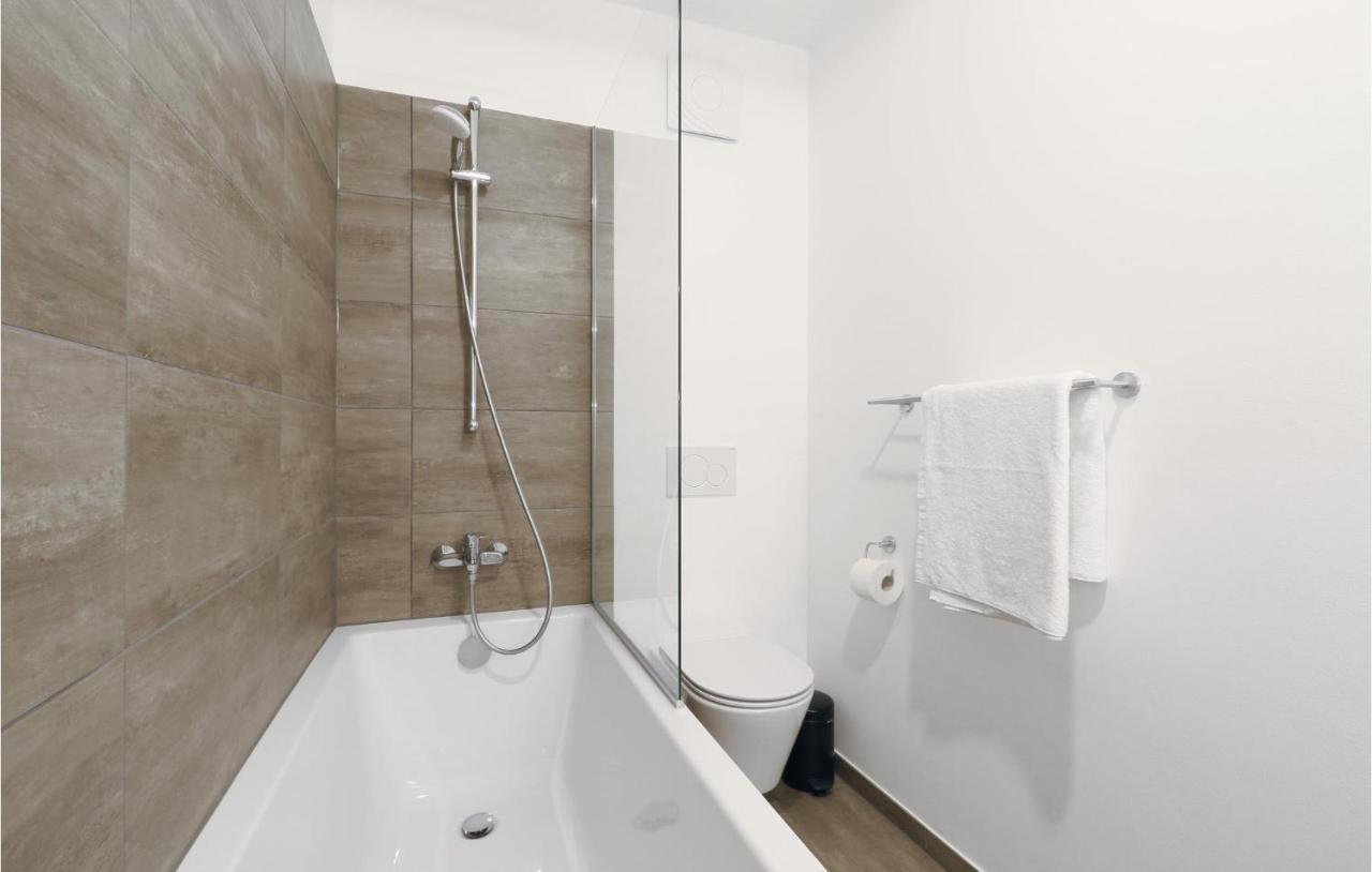 Stunning apartment in Lembruch-Dmmer See with 2 Bedrooms&WiFi Exterior foto